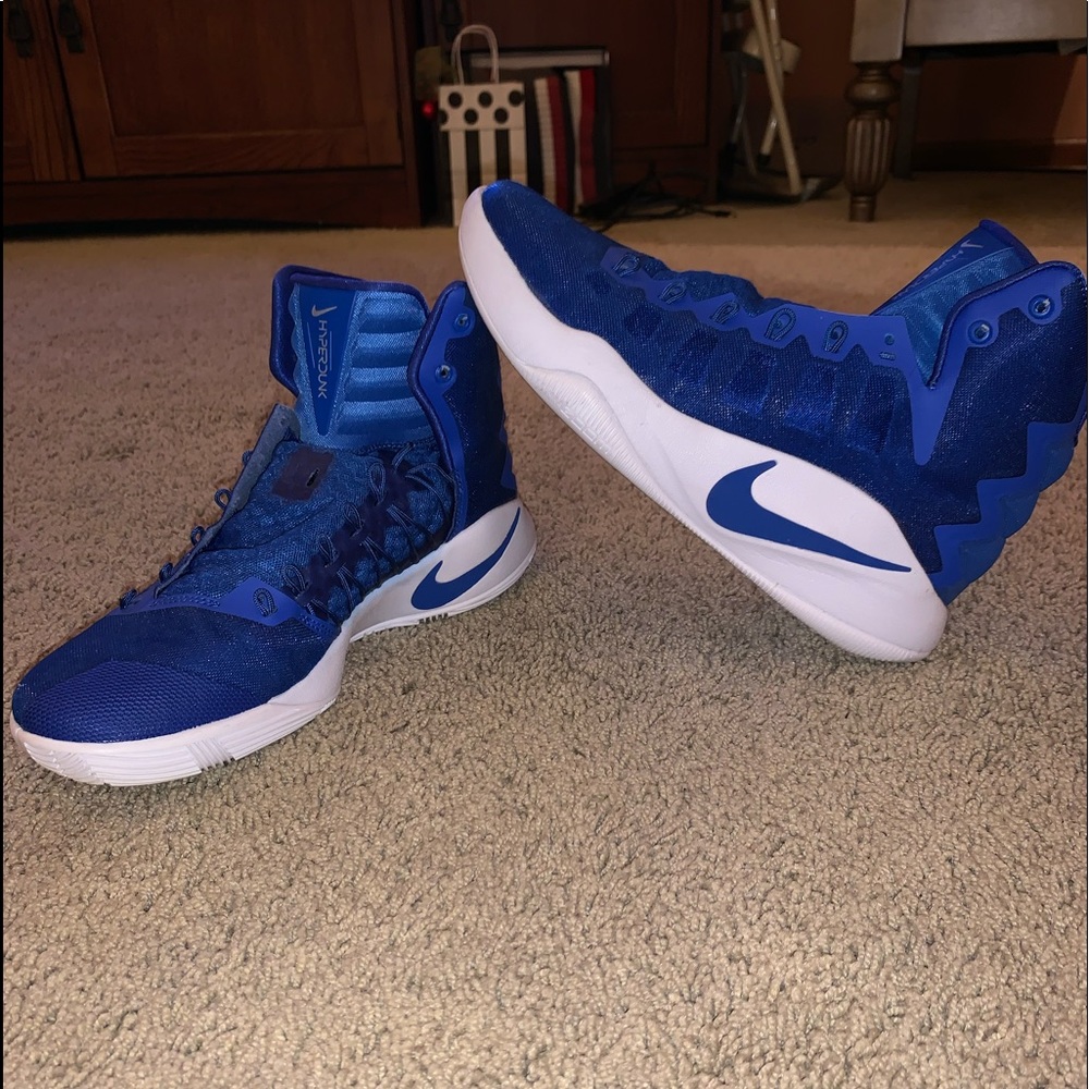 Nike Hyperdunk Zooms